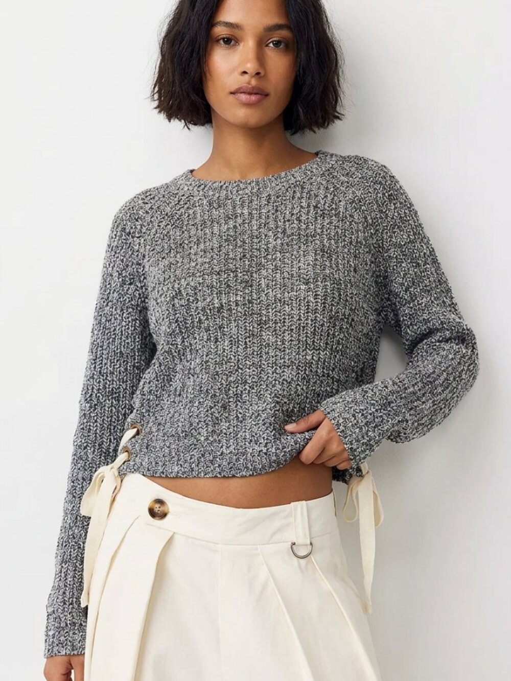 GUESS Side-Lace Chunky Knit Cropped Sweater Size L Grey & White Marled Pullover